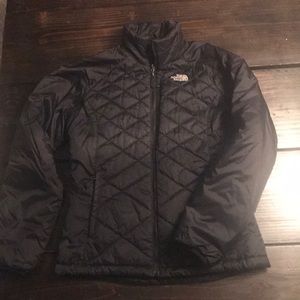 Women’s north face puffy jacket